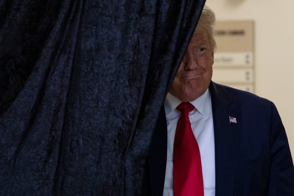 Il presidente Trump ha visitato il comando meridionale degli Stati Uniti in Florida venerdì