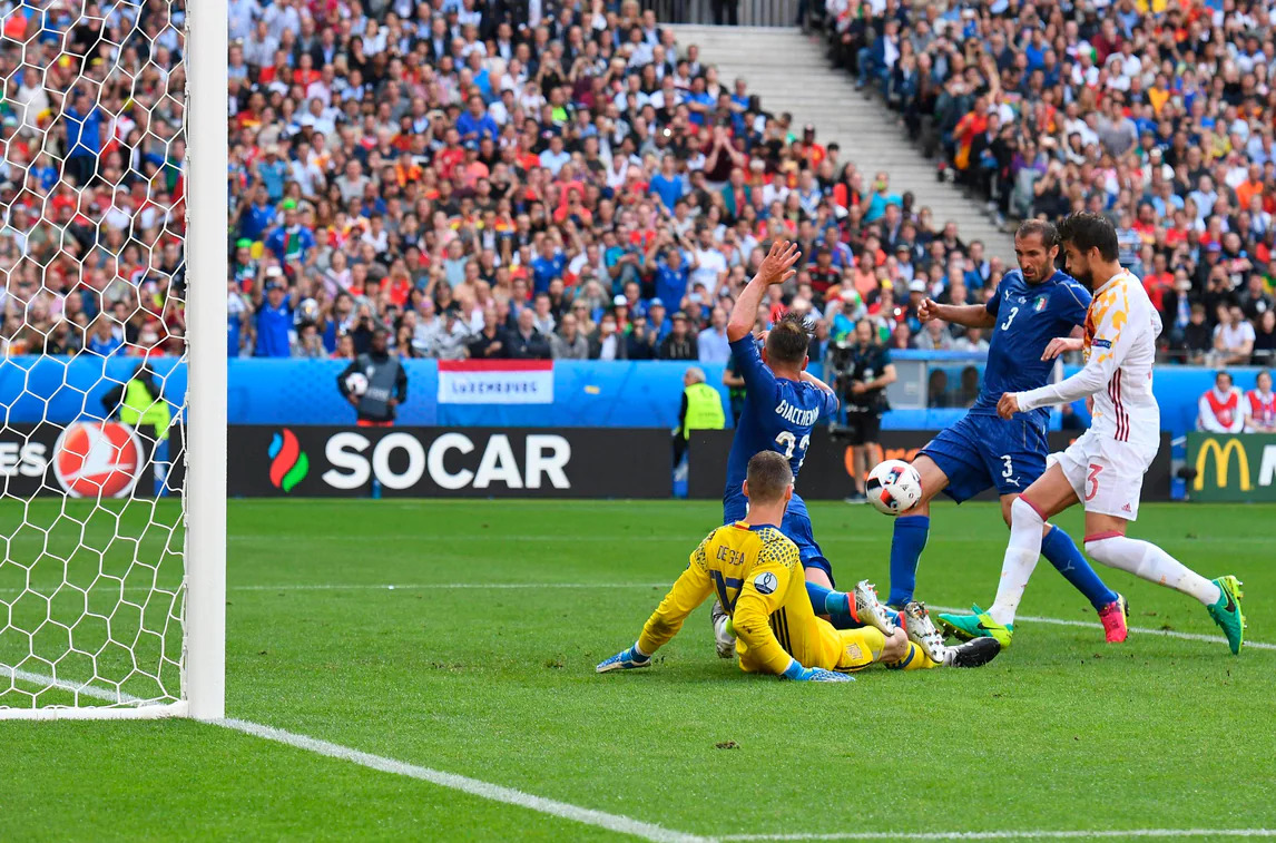 27.06.2016 Campionati Europei - Italia-Spagna 2-0 - Il gol di Chiellini